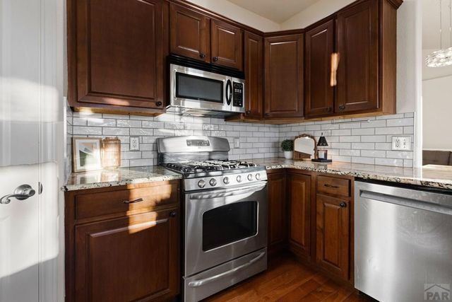 1507 Lynn Meadows Dr, Pueblo, CO 81005