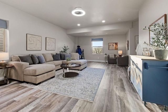 1507 Lynn Meadows Dr, Pueblo, CO 81005