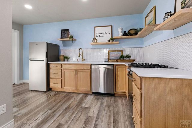 1507 Lynn Meadows Dr, Pueblo, CO 81005