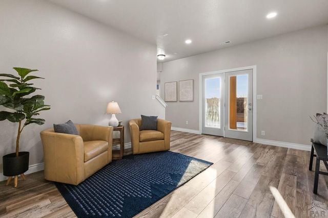 1507 Lynn Meadows Dr, Pueblo, CO 81005