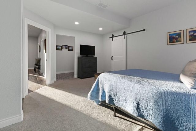 1507 Lynn Meadows Dr, Pueblo, CO 81005