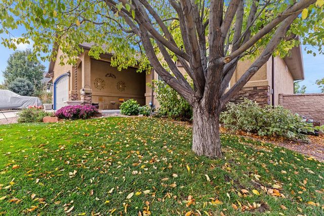 1507 Lynn Meadows Dr, Pueblo, CO 81005