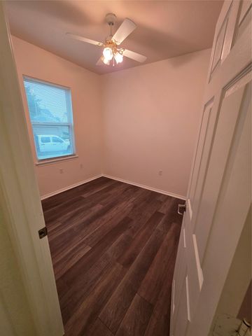 201 Yosemite RD, Georgetown, TX 78633