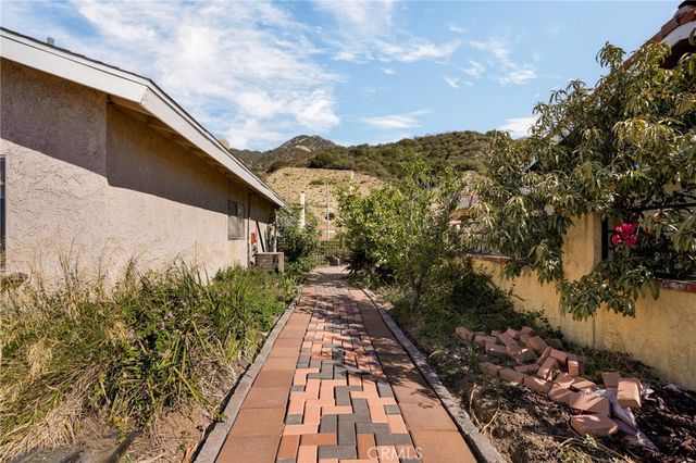 13336 Trego Street, Sylmar, CA 91342