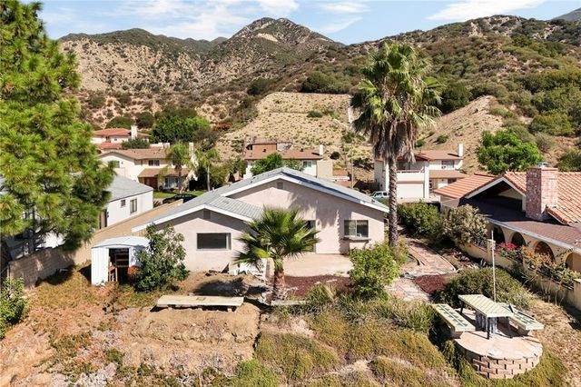 13336 Trego Street, Sylmar, CA 91342
