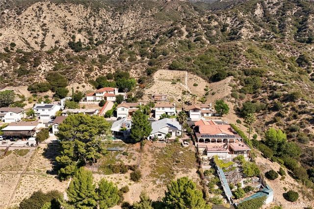 13336 Trego Street, Sylmar, CA 91342