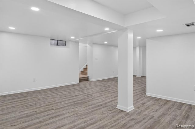 8664 Louise Avenue, Allen Park, MI 48101