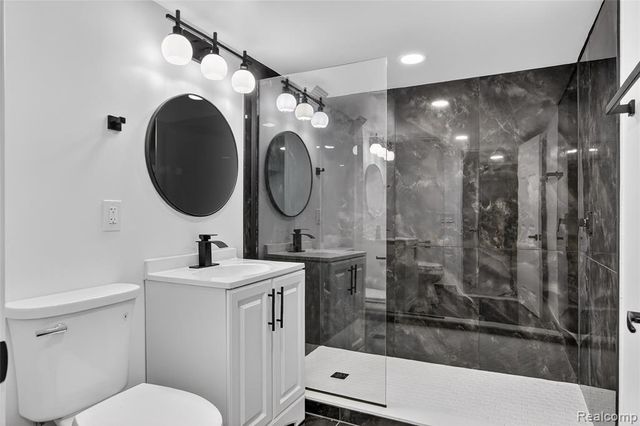 8664 Louise Avenue, Allen Park, MI 48101