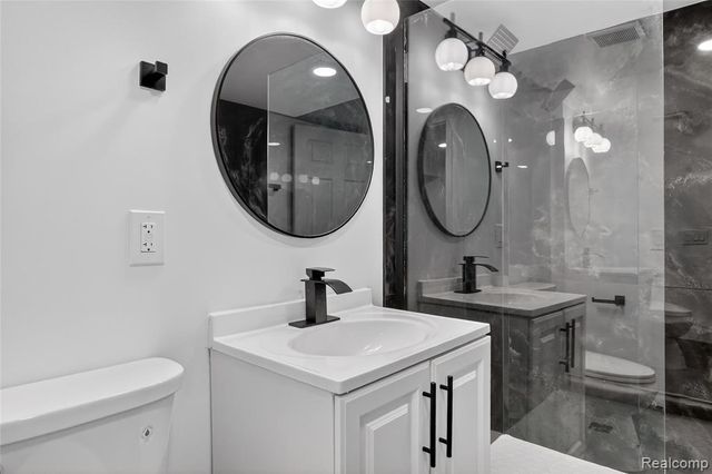 8664 Louise Avenue, Allen Park, MI 48101