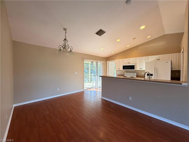 1040 Grant BLVD, Lehigh Acres, FL 33974