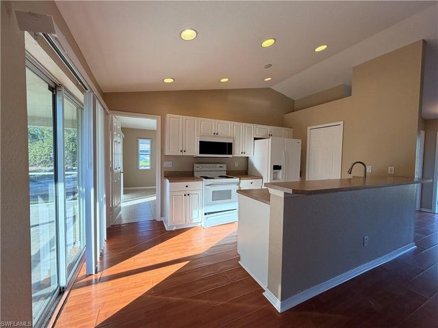 1040 Grant BLVD, Lehigh Acres, FL 33974