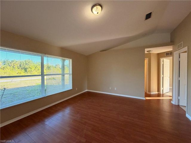 1040 Grant BLVD, Lehigh Acres, FL 33974