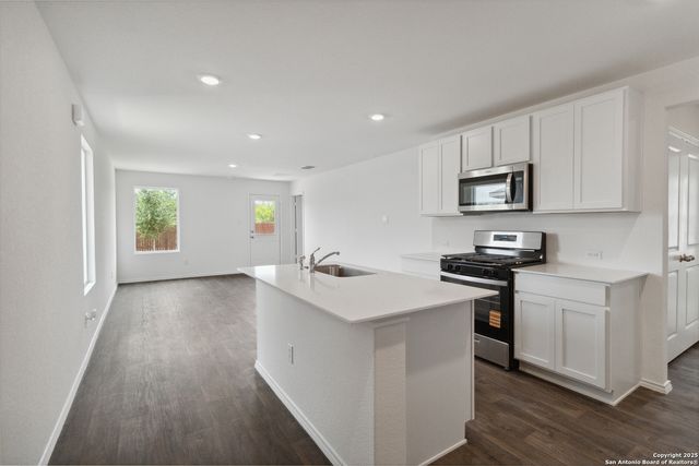 12524 Spoor Vly, Converse, TX 78109