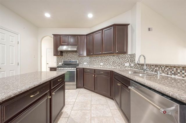 5922 Aspen Farms Lane, Sugar Land, TX 77479