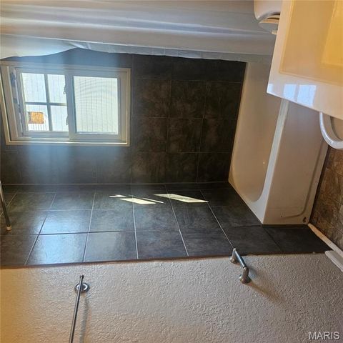 600 Plum, Cahokia, IL 62206