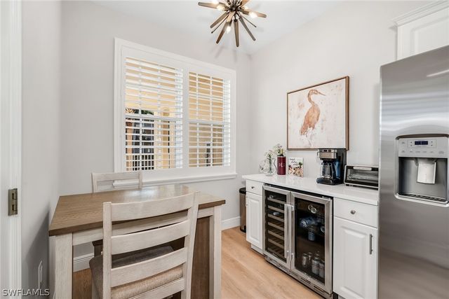 4843 Hampshire CT 2-103, Naples, FL 34112