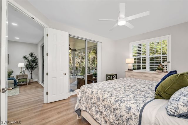 4843 Hampshire CT 2-103, Naples, FL 34112