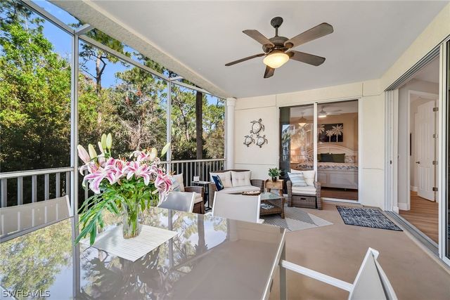 4843 Hampshire CT 2-103, Naples, FL 34112