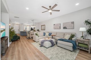 4843 Hampshire CT 2-103, Naples, FL 34112