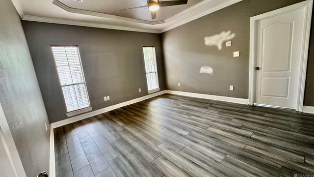 34227 Fountain View Dr, Walker, LA 70785