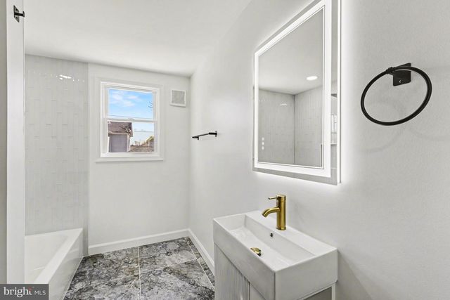 4716 SCHLEY AVE, Baltimore, MD 21206