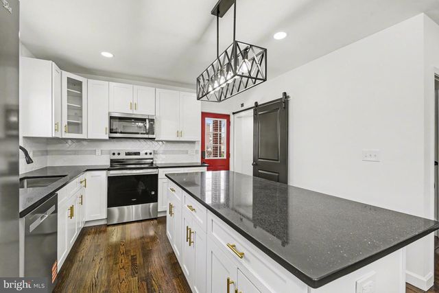 4716 SCHLEY AVE, Baltimore, MD 21206