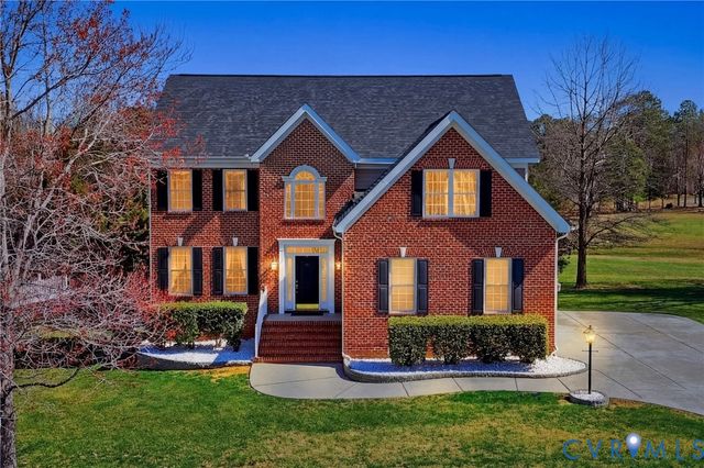 5913 Trail Ride Dr, Moseley, VA 23120