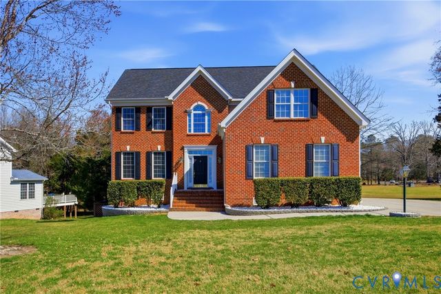 5913 Trail Ride Dr, Moseley, VA 23120