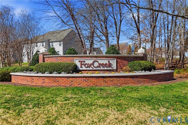 5913 Trail Ride Dr, Moseley, VA 23120