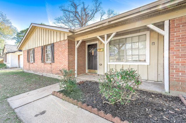 6110 Guadalupe Street, Houston, TX 77016