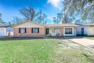 6110 Guadalupe Street, Houston, TX 77016