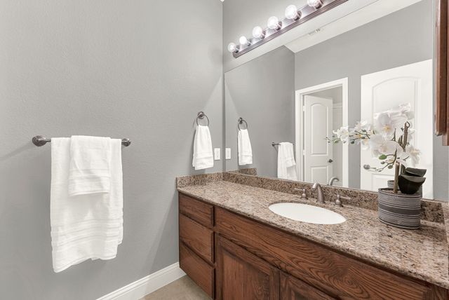 101 Island Way, Princeton, TX 75407