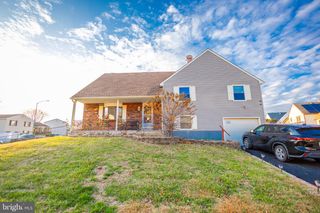 3626 CLEAR SPRINGS DR, Bensalem, PA 19020