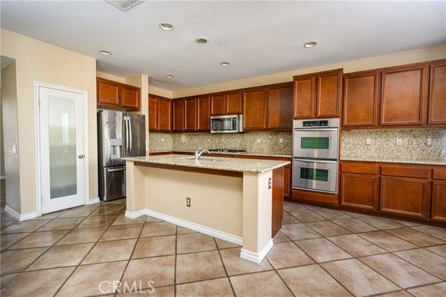 41048 Sunsprite Street, Lake Elsinore, CA 92532