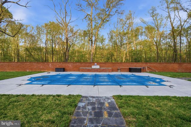 84 ROCK HALL FARM LN, Berryville, VA 22611