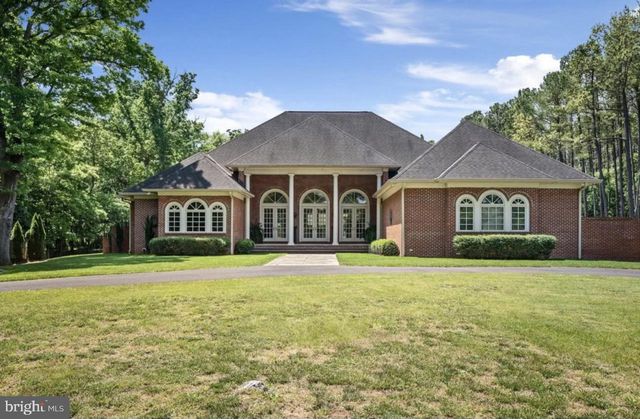84 ROCK HALL FARM LN, Berryville, VA 22611