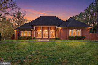 84 ROCK HALL FARM LN, Berryville, VA 22611