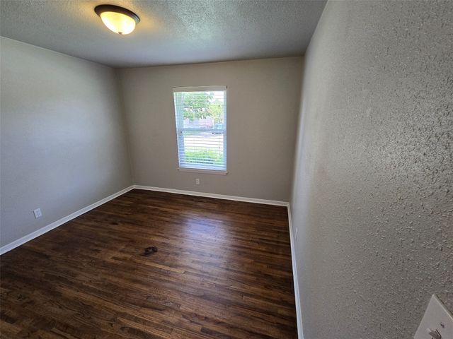 106 W 31 Place S, Sand Springs, OK 74063