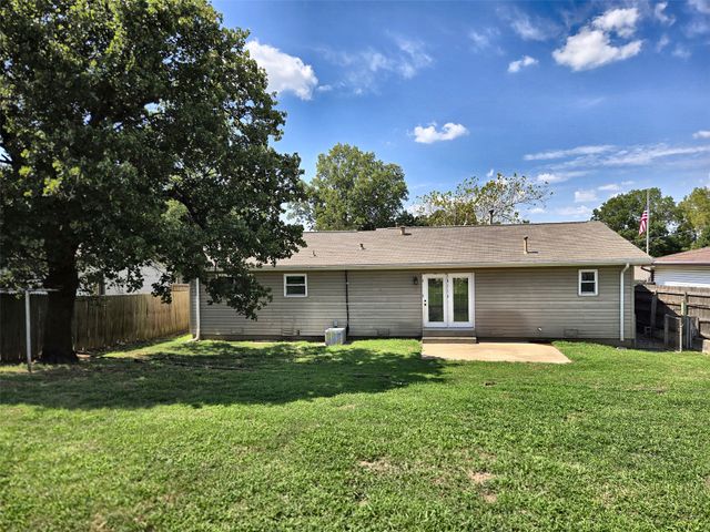 106 W 31 Place S, Sand Springs, OK 74063