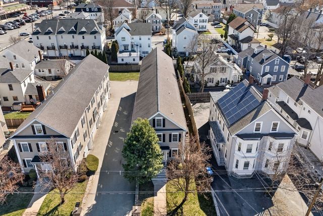 36 Prospect St 1, Waltham, MA 02453