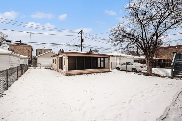 3238 N Narragansett Avenue, Chicago, IL 60634