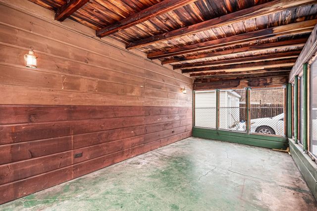 3238 N Narragansett Avenue, Chicago, IL 60634