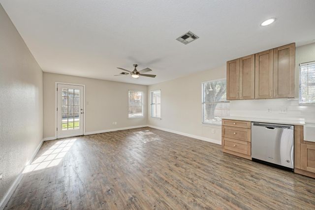 2317 Friarcreek LOOP, Round Rock, TX 78664