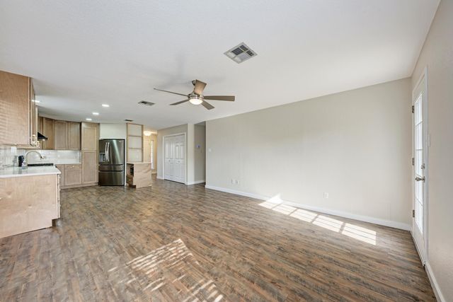 2317 Friarcreek LOOP, Round Rock, TX 78664