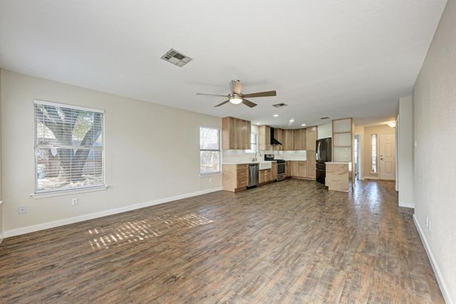 2317 Friarcreek LOOP, Round Rock, TX 78664