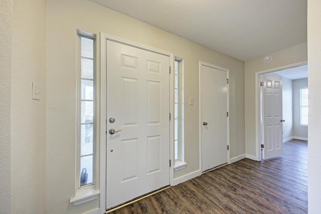 2317 Friarcreek LOOP, Round Rock, TX 78664