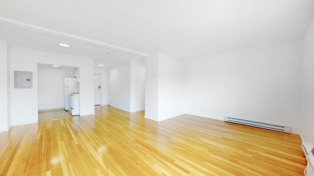 525 Highland Ave. 23, Malden, MA 02148