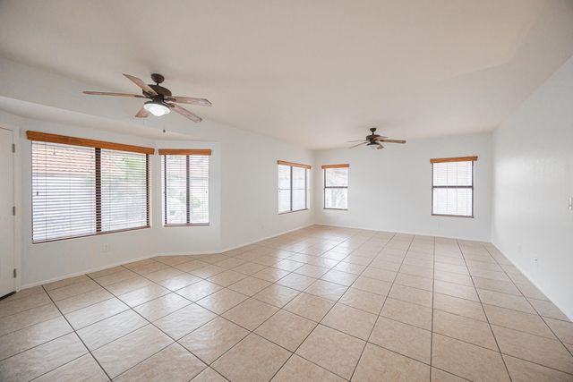 11121 W Sunflower Place, Avondale, AZ 85392