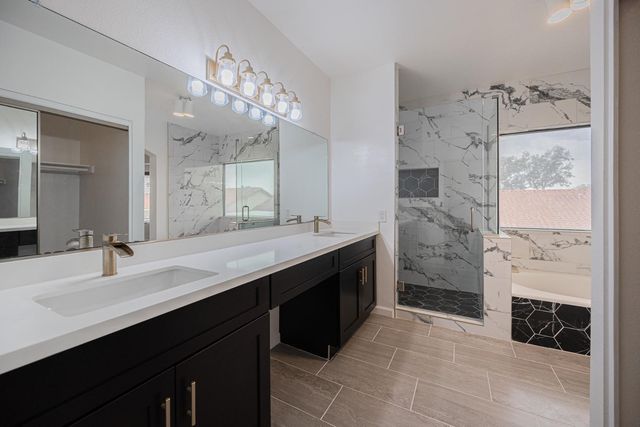 11121 W Sunflower Place, Avondale, AZ 85392