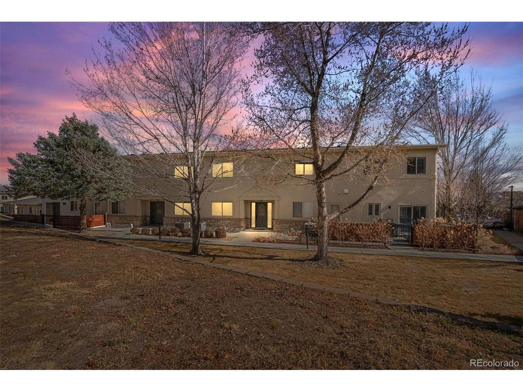 724 Elm Cir, Golden, CO 80401